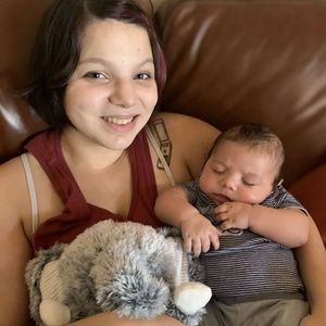 Meet your Posher, Raeanne